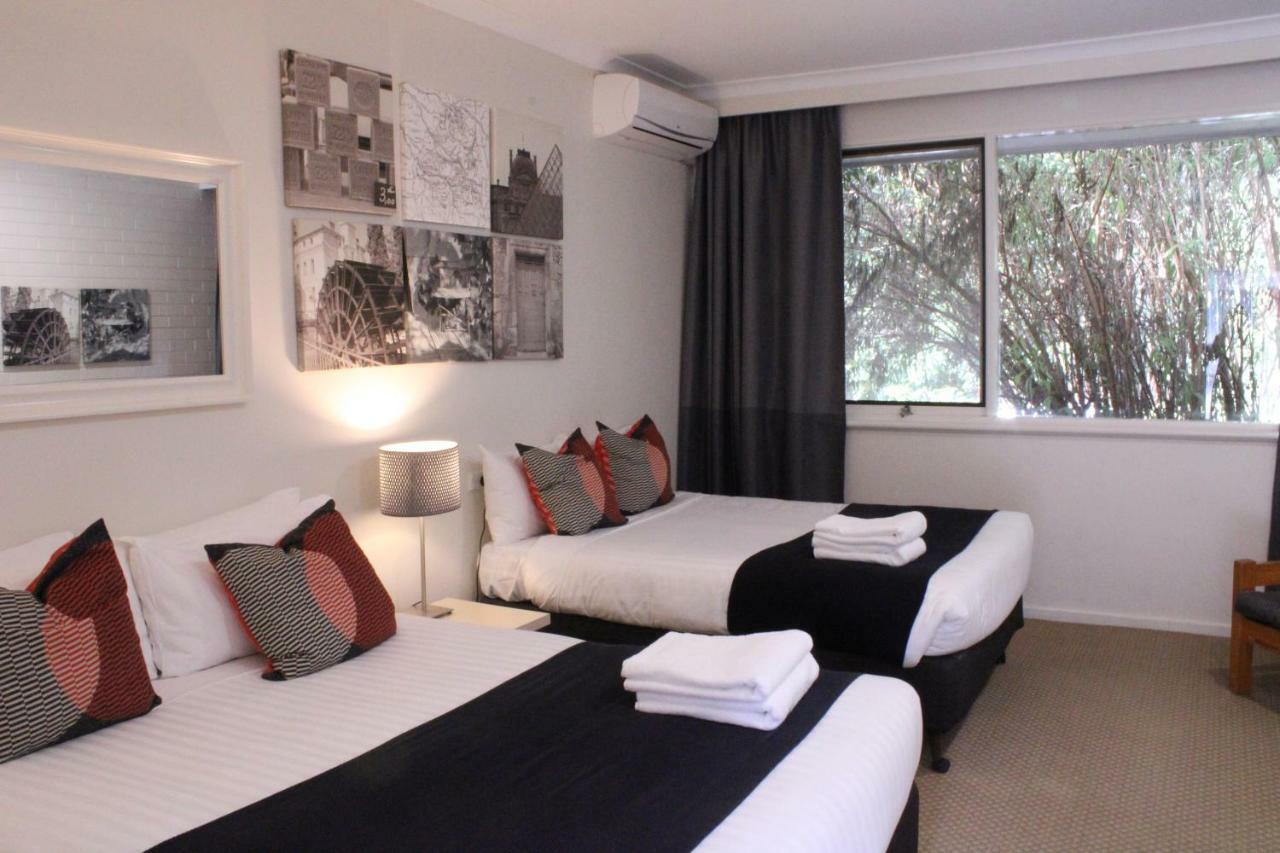 Prom Country Lodge Foster Ngoại thất bức ảnh