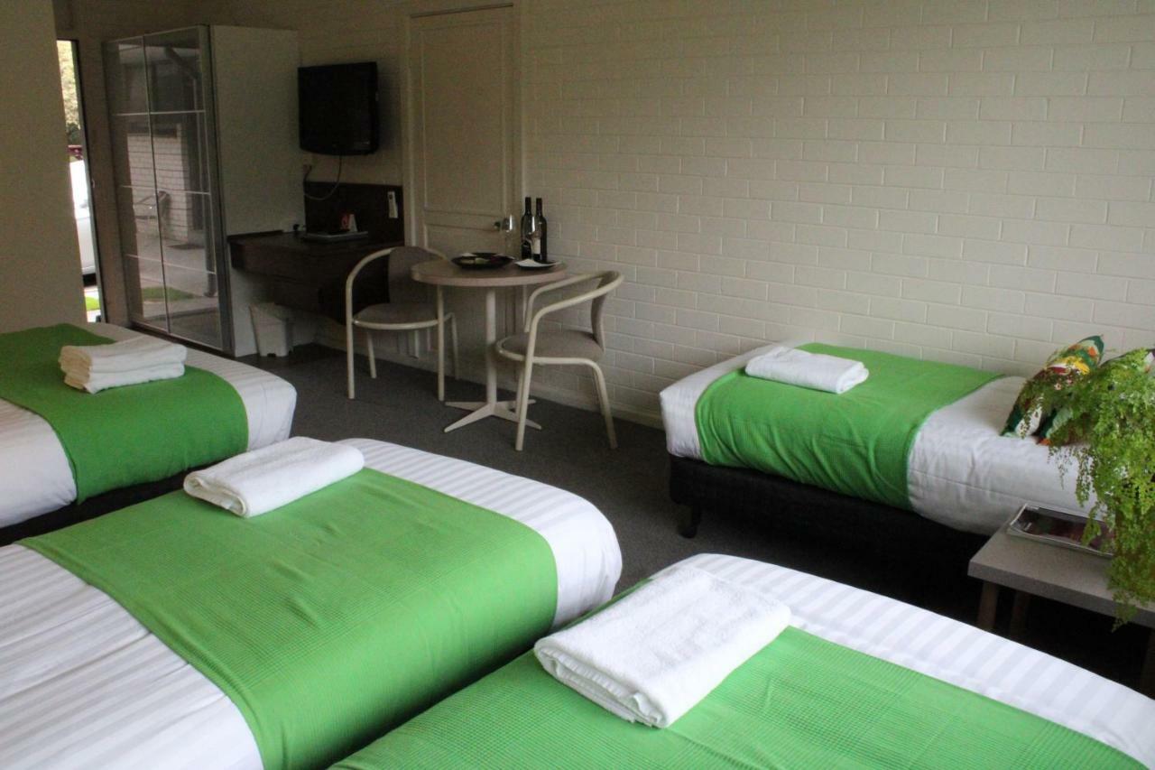 Prom Country Lodge Foster Ngoại thất bức ảnh