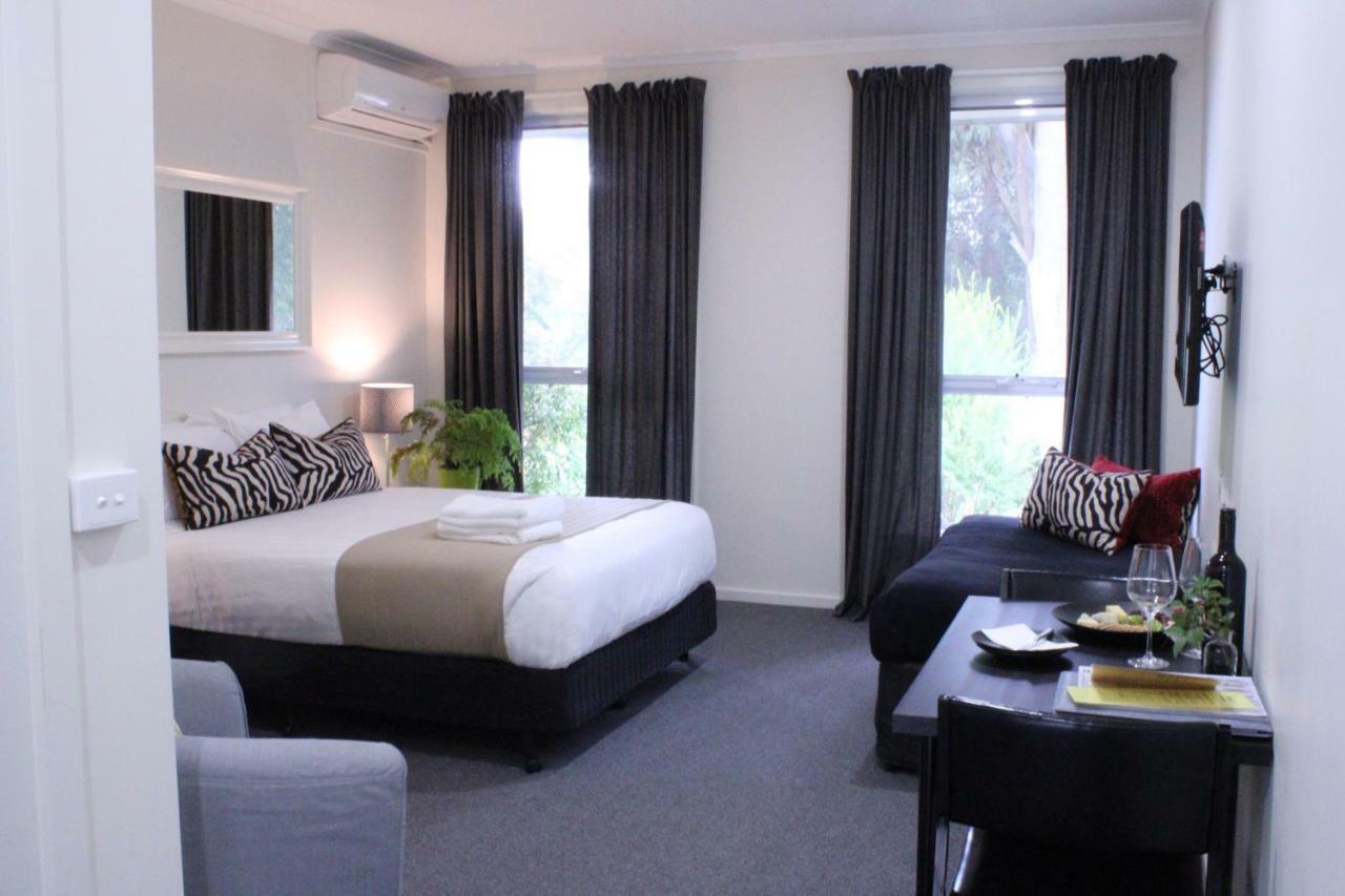 Prom Country Lodge Foster Ngoại thất bức ảnh