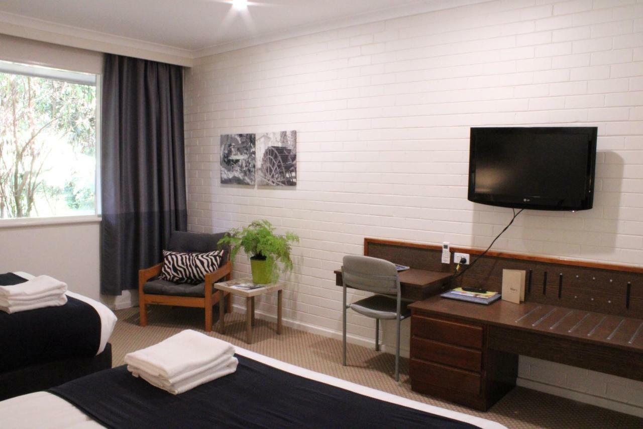 Prom Country Lodge Foster Ngoại thất bức ảnh