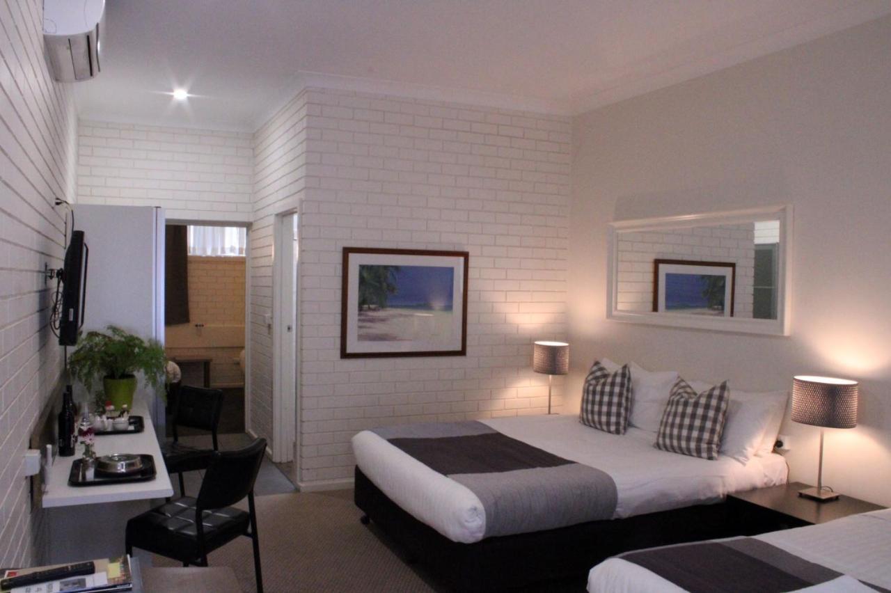 Prom Country Lodge Foster Ngoại thất bức ảnh